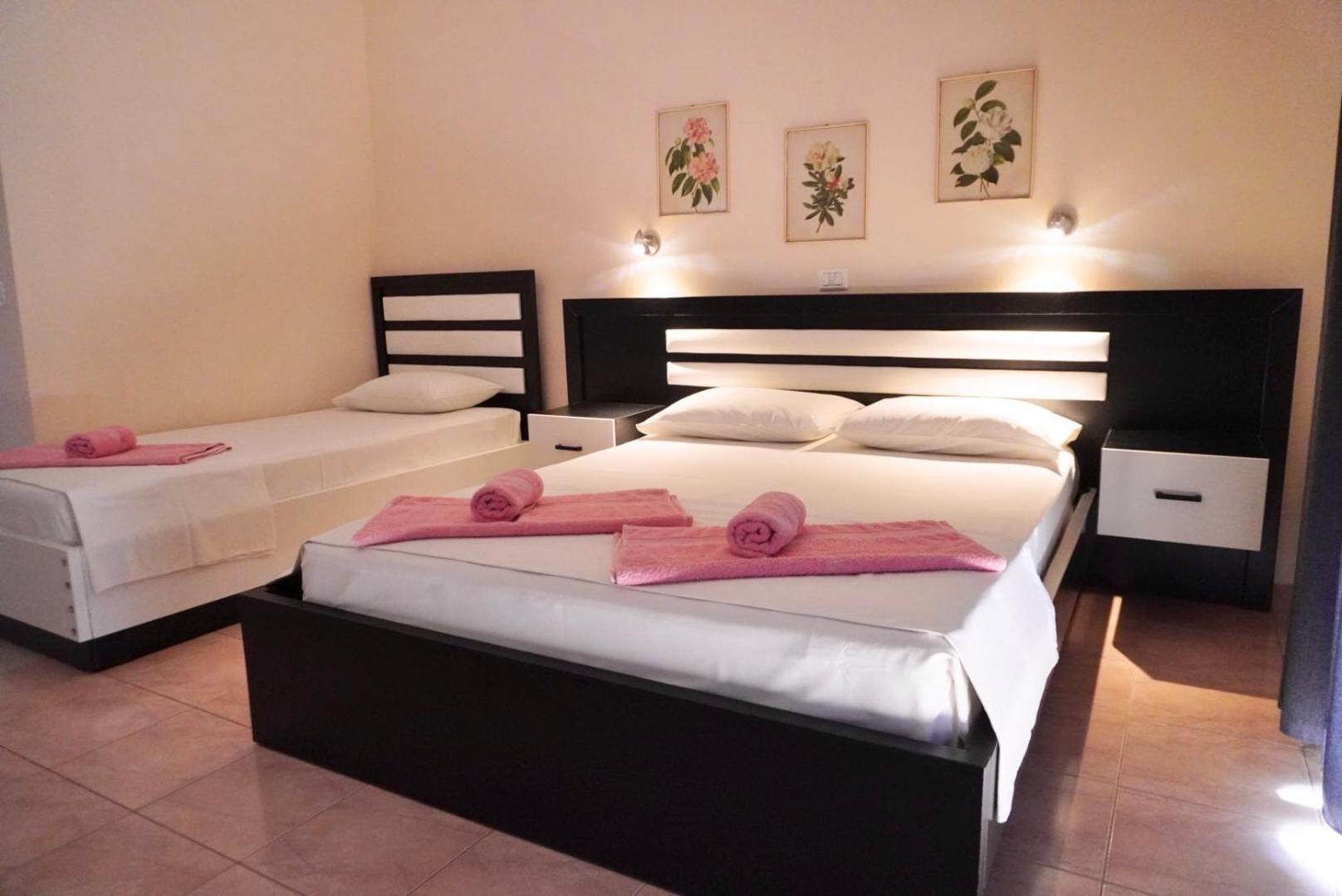 Marku Palace Ksamil Quarto foto