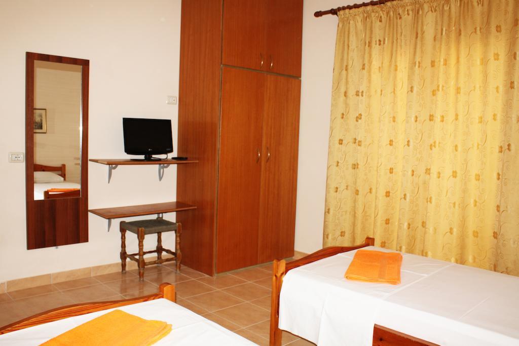 Marku Palace Ksamil Quarto foto